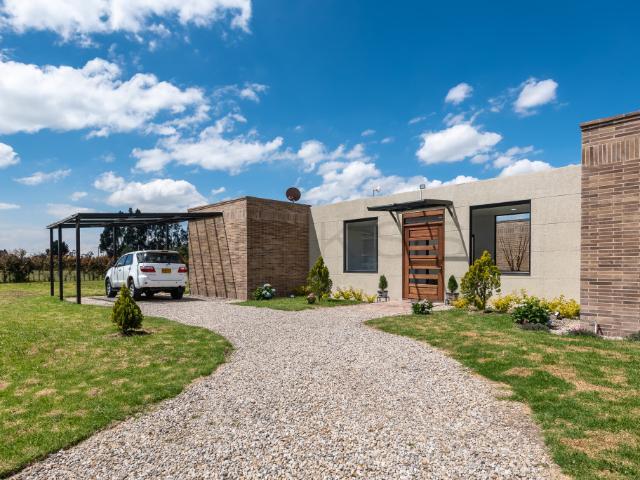 Casa En Arriendo En Tenjo A324465