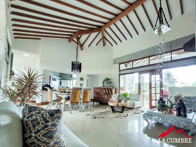 Casa en arriendo en Antioquia, Valle de Aburrá