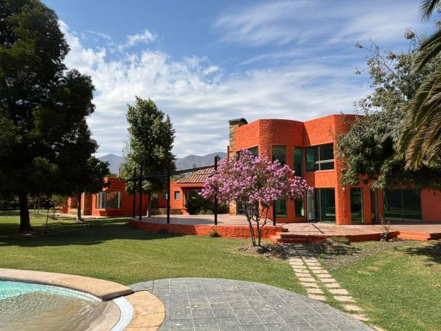 Casa en arriendo en Calera De Tango, Metropolitana
