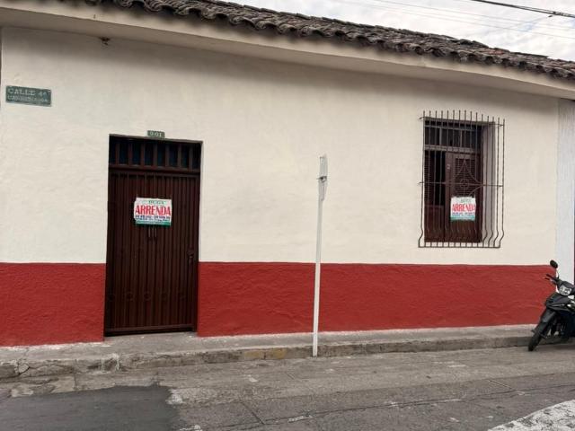 Casa en arriendo en Buga, Valle Del Cauca