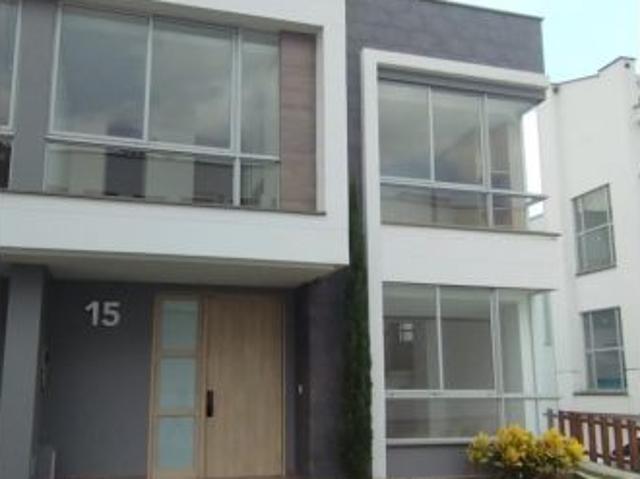 Casa en arriendo en Santander