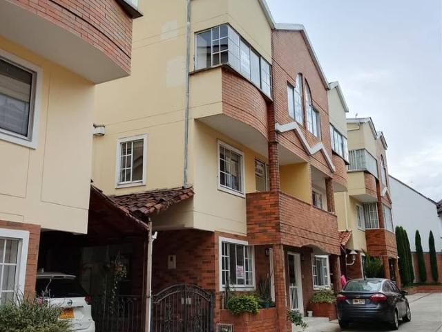 Casa en arriendo en Cañaveral, Santander