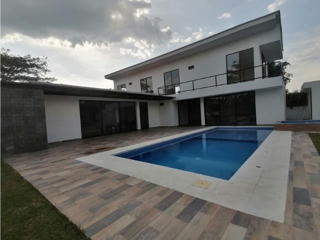 Casa en arriendo en Sur, Ginebra