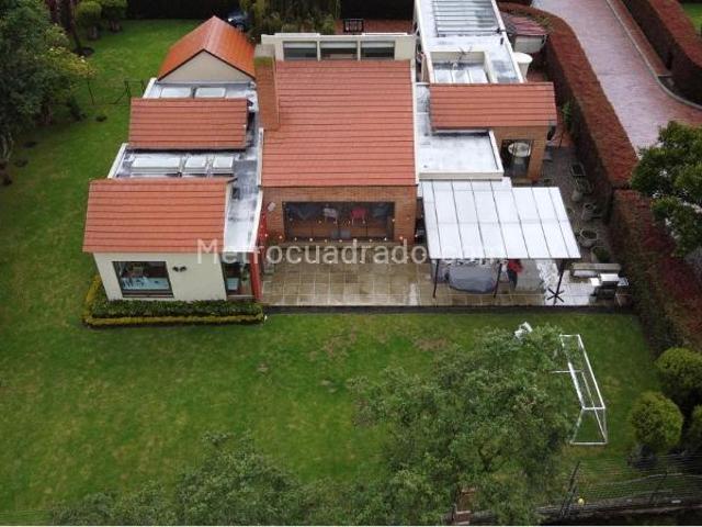 Casa en arriendo en El Rosal