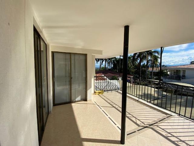 Casa en arriendo en Neiva, Huíla