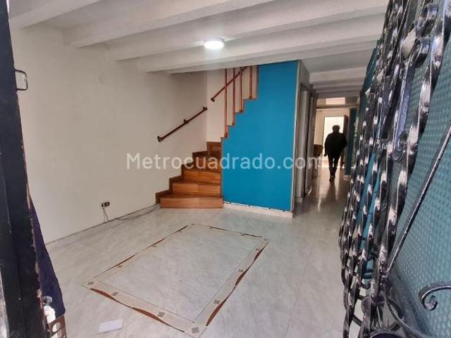 Casa en arriendo en Las Américas, Bogotá