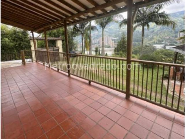 Casa en arriendo en La Tablaza, Valle de Aburrá