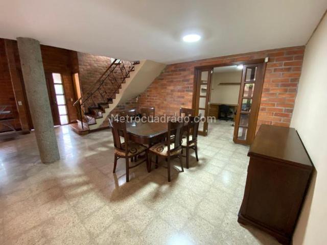 Casa en arriendo en La Doctora, Sabaneta