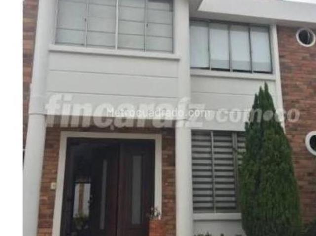 Casa en arriendo en Santander