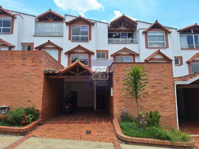 Casa en arriendo en Santander