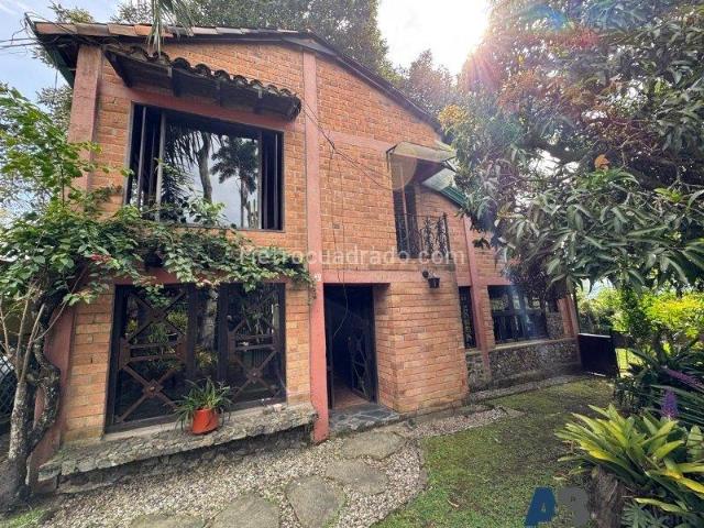 Casa en arriendo en Antioquia, Valle de Aburrá