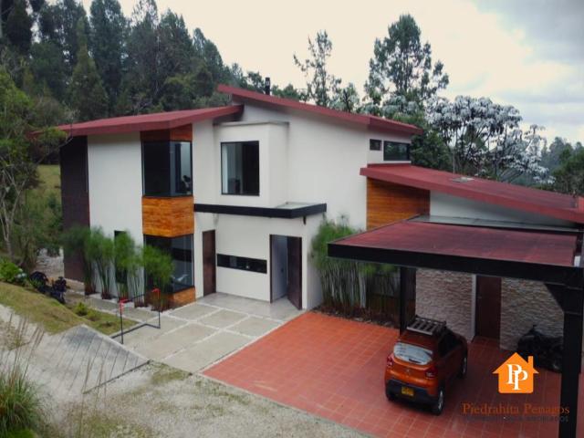 Casa en arriendo en Antioquia, Valle de Aburrá
