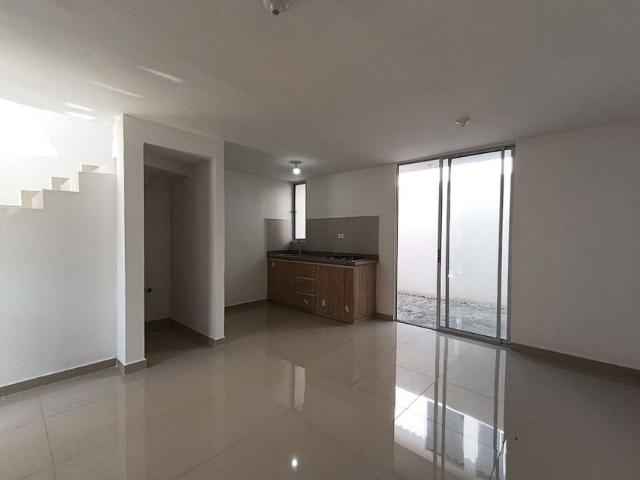 Casa en arriendo en Oriental, Los Patios