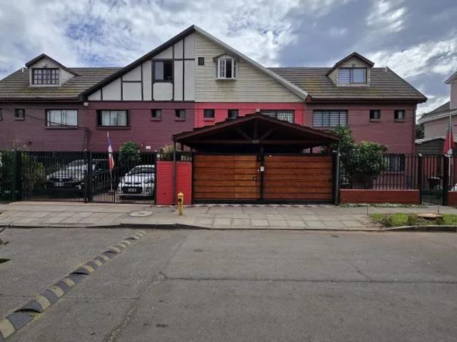 Casa en arriendo en Estación Central, Metropolitana