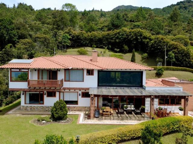 Casa en arriendo en Antioquia, Valle de Aburrá