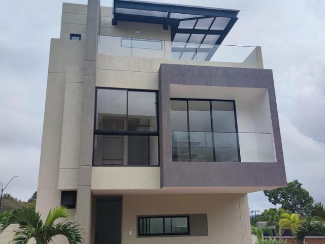 Casa en arriendo en Bijao del Vergel, Ibagué