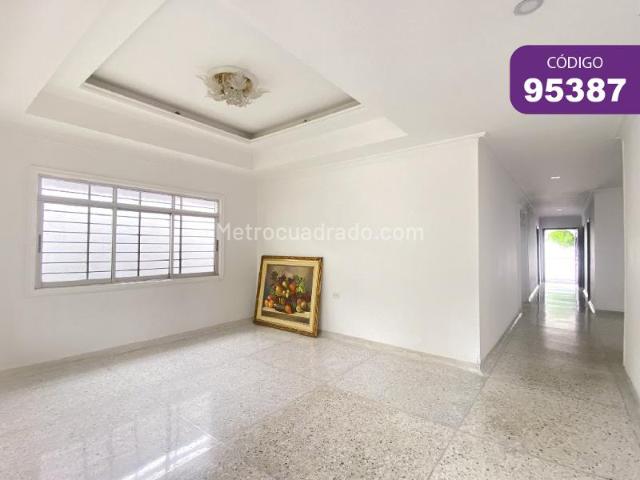 Casa en arriendo en Paraíso, Barranquilla