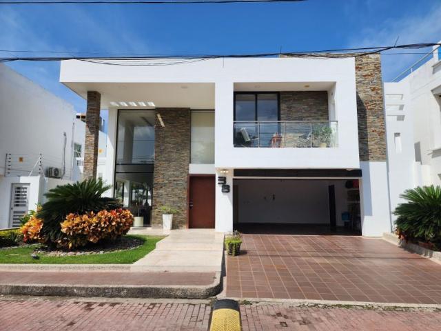 Casa en arriendo en Puerto Colombia, Atlántico