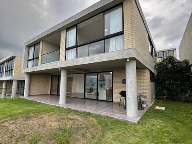 Casa en arriendo en Santander