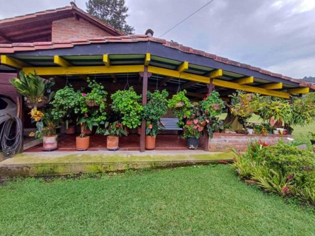 Casa en arriendo en Sajonia, Oriente