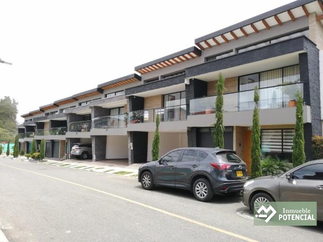 Casa en arriendo en El Peñón, Rionegro