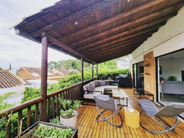 Casa en arriendo en San Lucas, Medellín
