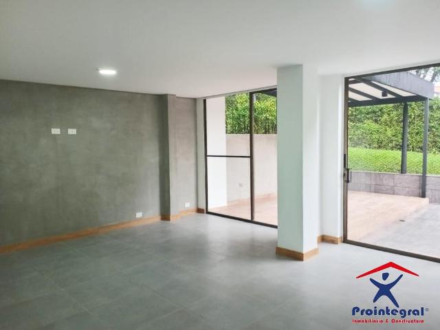 Casa en arriendo en Antioquia, Valle de Aburrá