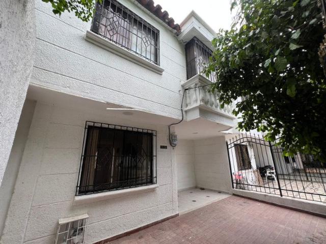Casa en arriendo en Localidad 2 Histórica - Rodrigo de Bastidas, Perímetro Urbano Santa Marta