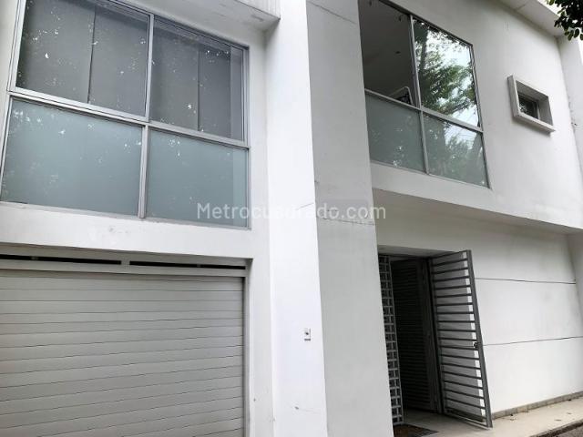 Casa en arriendo en Sector Bosque Municipal, Cali