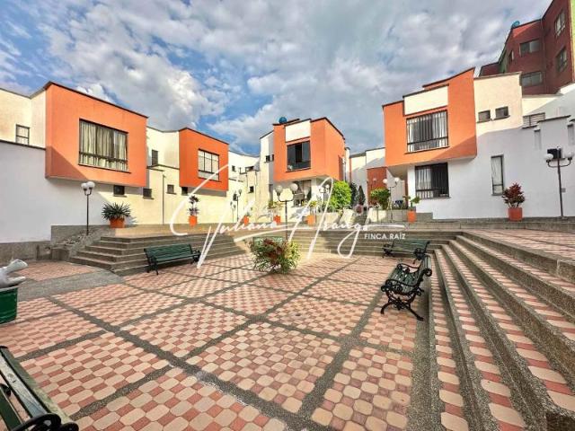 Casa en arriendo en San Fernando, Armenia