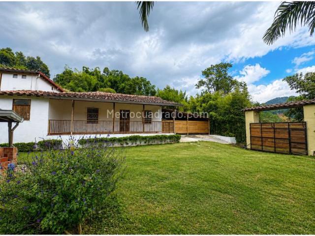 Casa en arriendo en La Tablaza, Valle de Aburrá