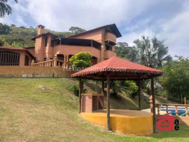 Casa en arriendo en Antioquia, Valle de Aburrá