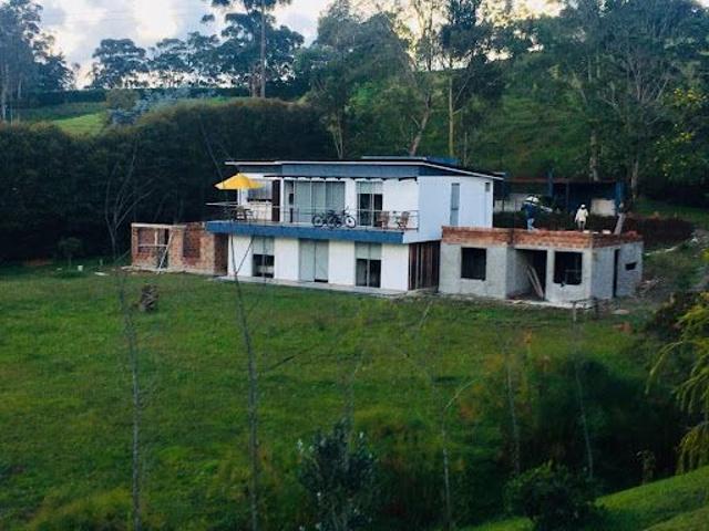 Casa en arriendo en Antioquia, La Ceja