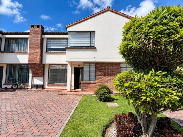 Casa en arriendo en Saucos, Casco urbano de Chía