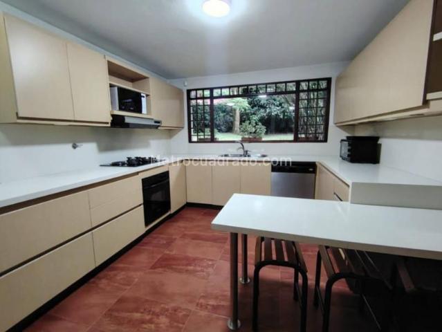 Casa en arriendo en Antioquia, Valle de Aburrá