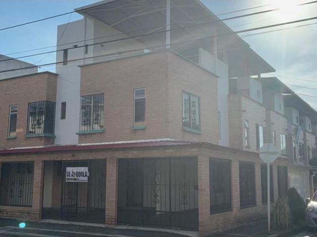Casa en arriendo en Palmira, Sur