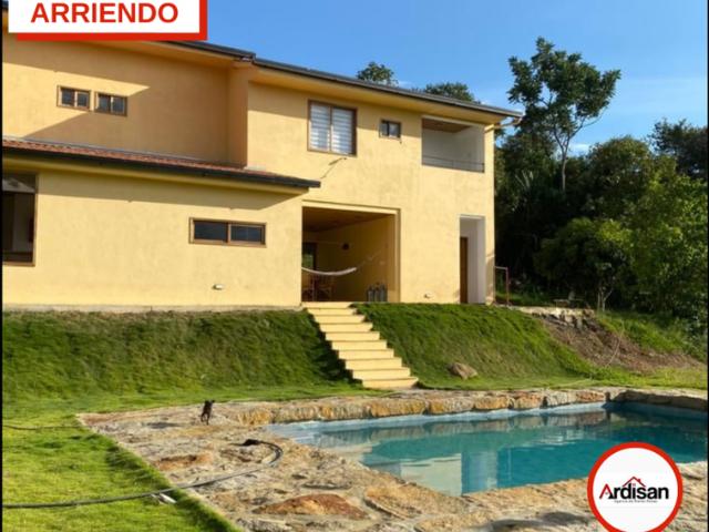 Casa en arriendo en Santander