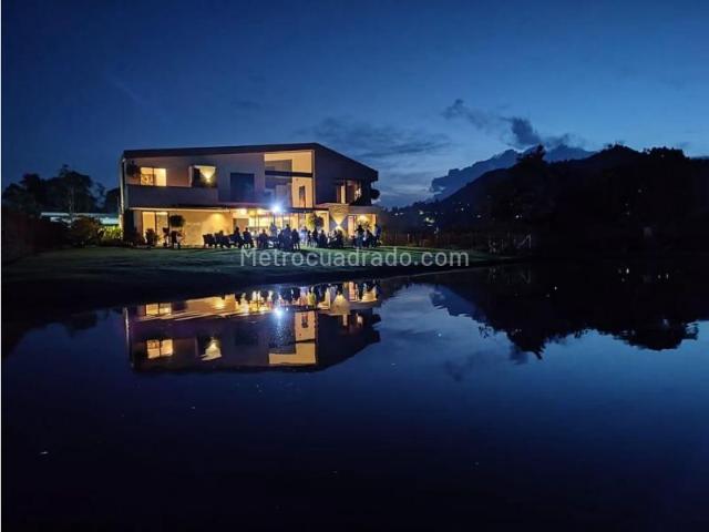 Casa en arriendo en Antioquia, La Ceja