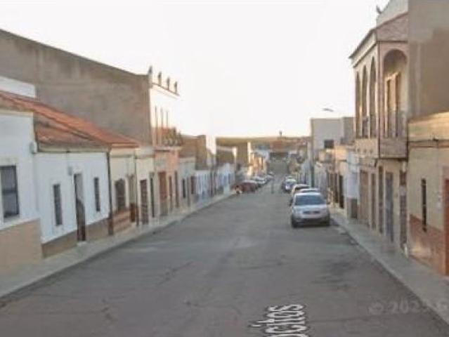 Casa en venta en Arroyo De San Serván, Extremadura