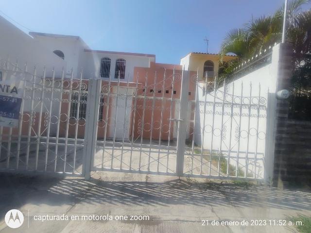 Casa en renta en Villa De Alvarez, Colima