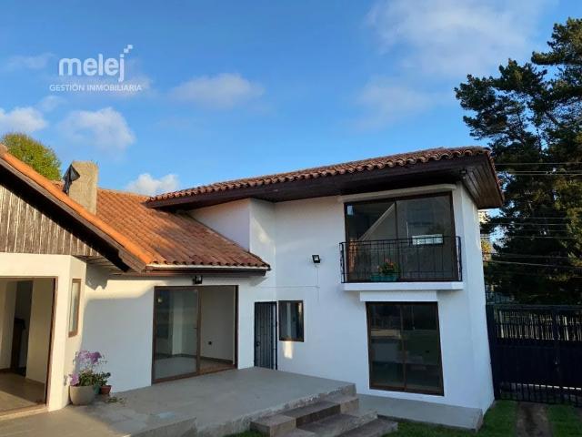 Casa en arriendo en Laderas de Montemar, Concón