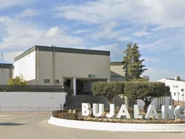Casa en venta en Bujalance, Andalucía