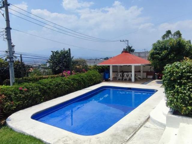 CASA EN BURGOS IDEAL PARA HOTEL