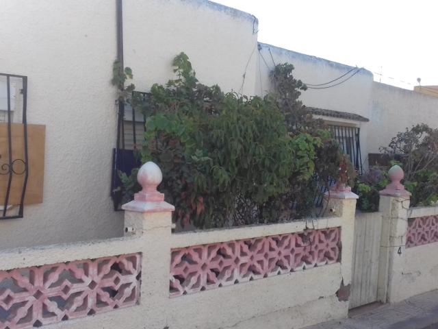 Casa en venta en Las Cabañuelas, Vícar