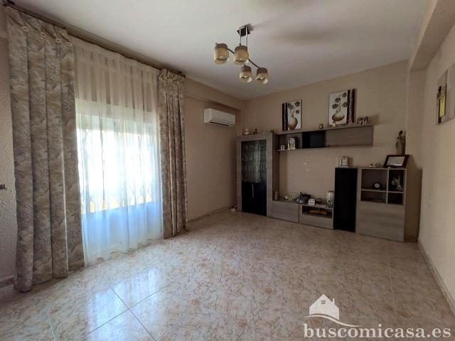 Chalet en venta en Linares, Andalucía