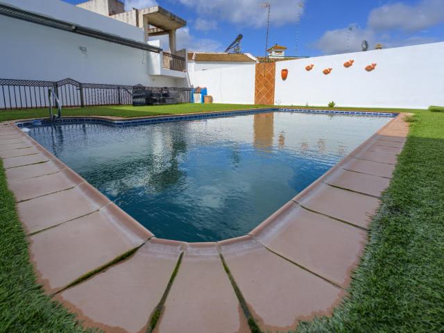 Casa en venta en Carrión De Los Céspedes