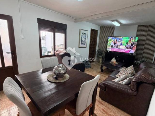 Casa en venta en Casas De Benítez, Castilla-La Mancha