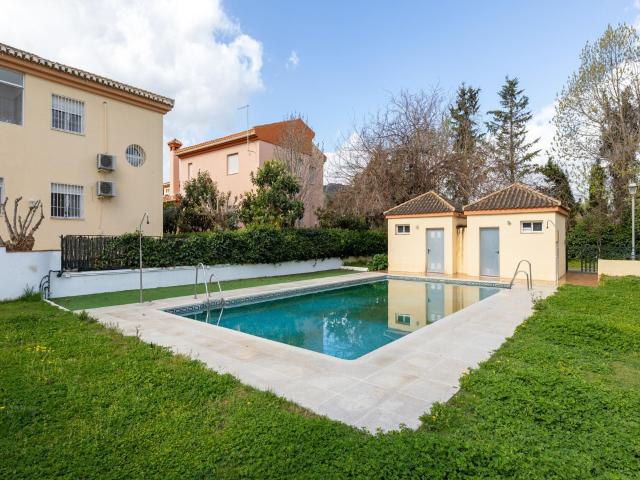 Casa en venta en Cenes De La Vega, Mirasierra