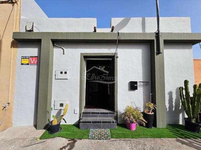 Casa en venta en Charco del Pino, Granadilla de Abona