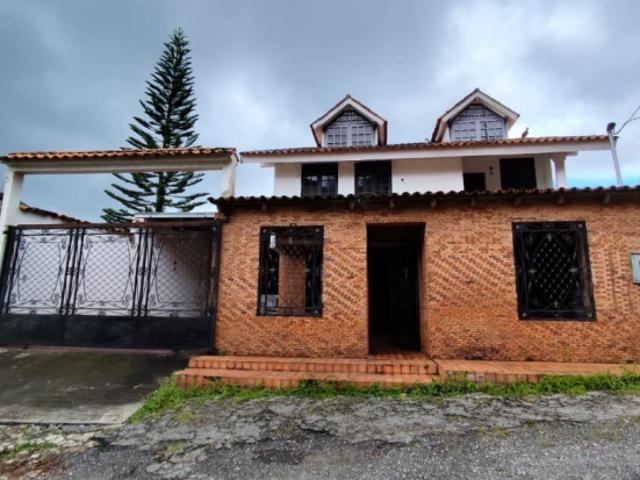 Casa en venta en Francisco Linares Alcántara, Miranda